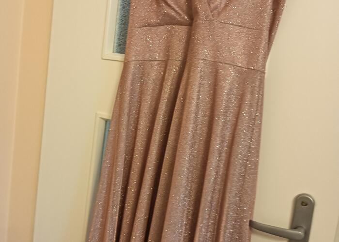 Grajewo ogłoszenia: Sprzedam piękną sukienkę .Róż uniwersalny kolor różowy.Stan...