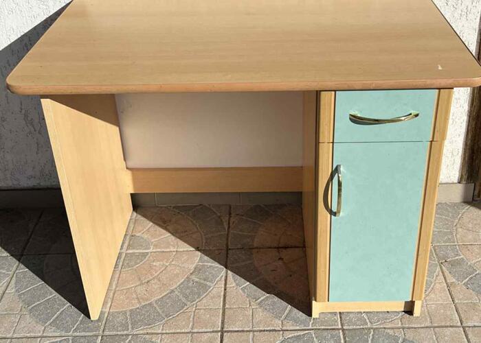 Grajewo ogłoszenia: Sprzedam biurko.