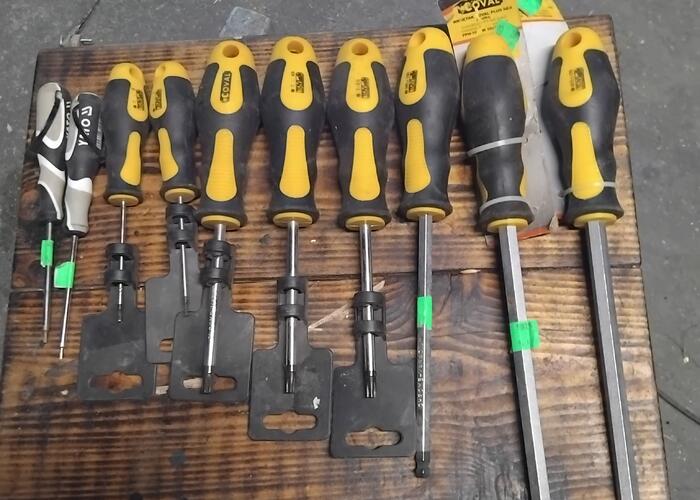 Grajewo ogłoszenia: Sprzedam zestaw imbusow/torx (nowe)
Cena za całość 40 zł